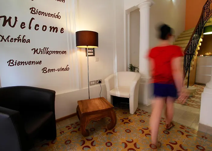 旅馆 考奈尔旅馆